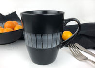Home Use Ceramic Dinnerware Sets Fashionable Hand Painted Black Color